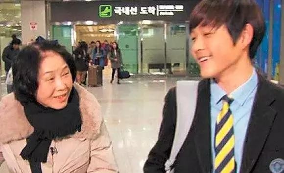 从韩国天后崔真实的家族悲剧,看原生家庭的畸形究竟会带来什么?