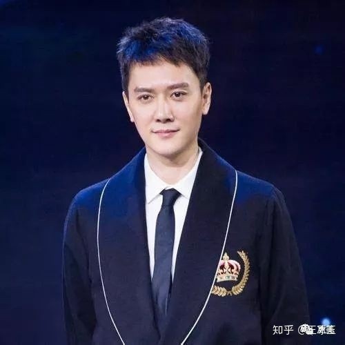 赵丽颖什么时候结婚_赵丽颖是什么时候火的_霍建华和赵丽颖结婚照片