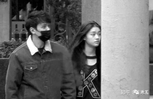 赵丽颖什么时候结婚_霍建华和赵丽颖结婚照片_赵丽颖是什么时候火的