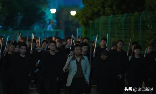 贾冰:成也喜剧,败也喜剧