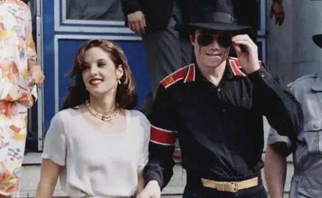 迈克尔杰克逊去世时几十岁（12年前迈克尔杰克逊去世）(24)