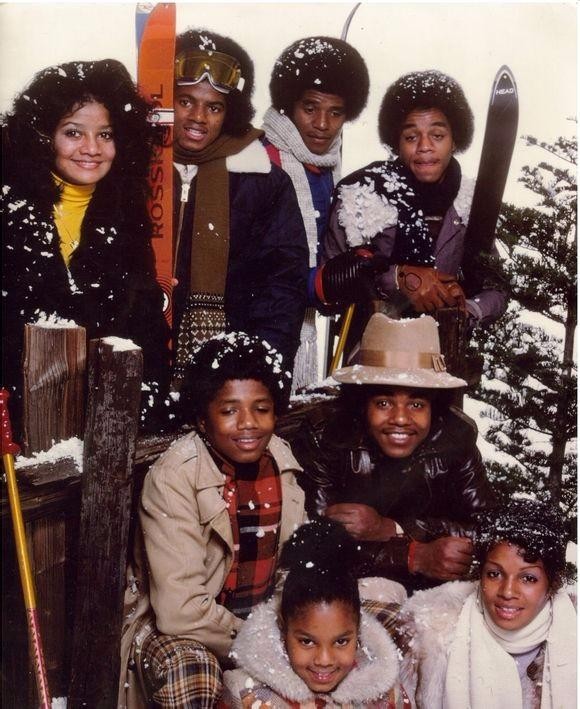 迈克尔杰克逊去世时几十岁（12年前迈克尔杰克逊去世）(15)