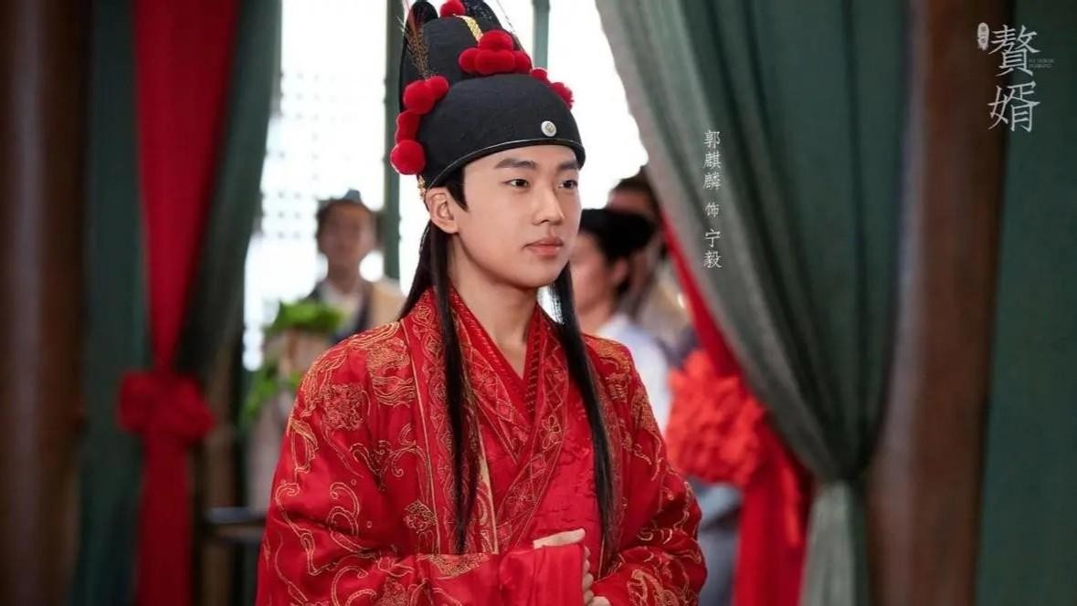 郭麒麟个人资料简介及家庭（郭麒麟：没文凭不代表没文化）