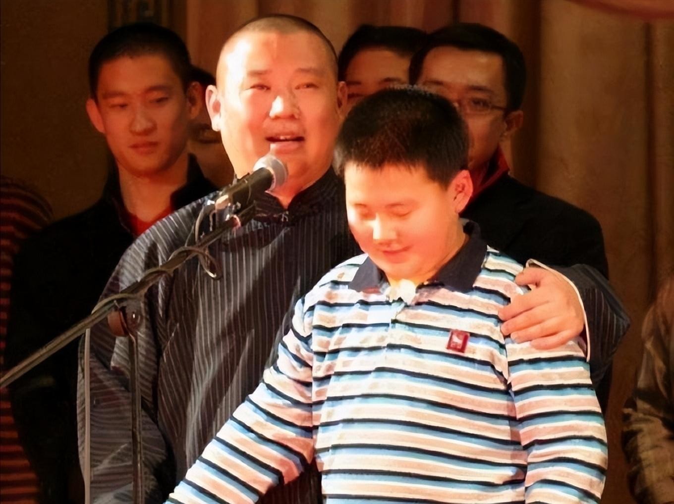 郭麒麟个人资料简介及家庭（郭麒麟：没文凭不代表没文化）