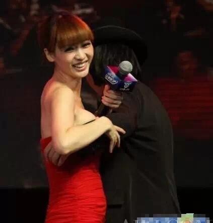 郭富城老婆方媛资料(郭富城娇妻晒健身照)