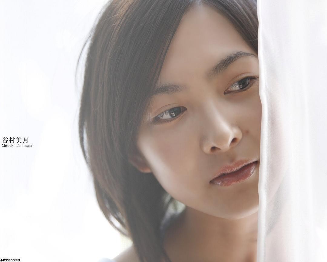 谷村美月个人资料写真作品