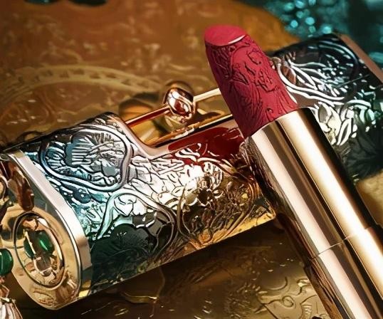 李佳琦以前是怎样的(离开李佳琦花西子们的)(4)