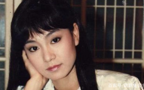 刘雪华年轻时候的照片曝光惊艳众人，少女时期刘雪华有多漂亮