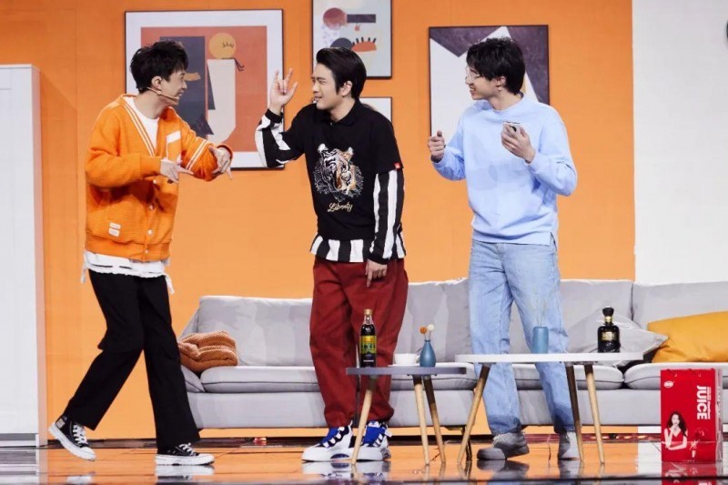 江苏卫视春晚节目单（2025江苏卫视春晚节目）