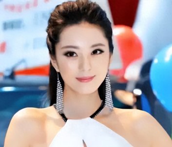 ​艾尚真：被称为中国黄金身材，当红时退圈结婚，如今怎么样了