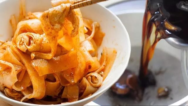 陕西凉皮哪个地方最正宗（陕西到底有多少种凉皮）(2)