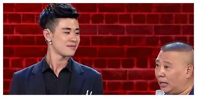 张云雷曾坠楼,被好友说成“自杀”,郭德纲的护犊子行为很感人!