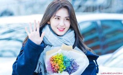 ​李夏怡出了什么事 曾被冷藏今离开YG为何被称年糕妹子