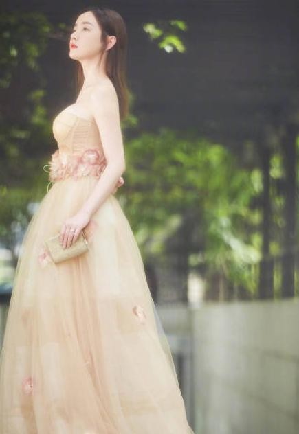 张檬整容记图片 判若两人(这次还撞脸霍思燕)