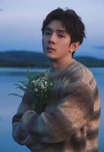 ​李佳琦回应直播间低价争夺 称自己对直播的爱没变