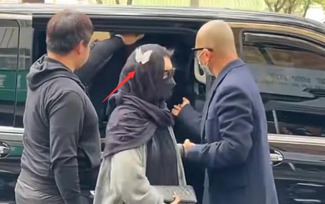 大S透视裙子还是前夫汪小菲买的?! 网友吐槽具俊晔太抠门