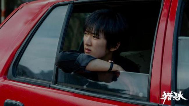 不会演戏却当上女主 姚安娜逐梦演艺圈翻车