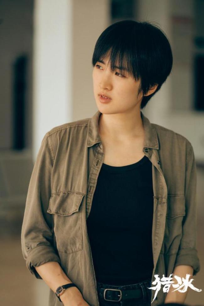 不会演戏却当上女主 姚安娜逐梦演艺圈翻车