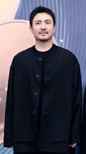 ​巩俐训话的内娱红毯，终于高级个性有趣了