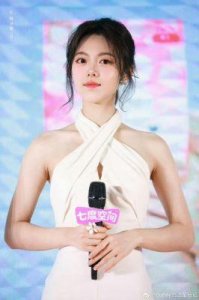 ​赵今麦：揭秘其身世背景及所属经纪公司