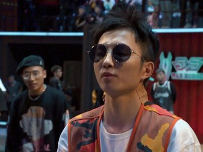 ​痞老板为发歌diss乙游道歉 该歌曲已被举报下架