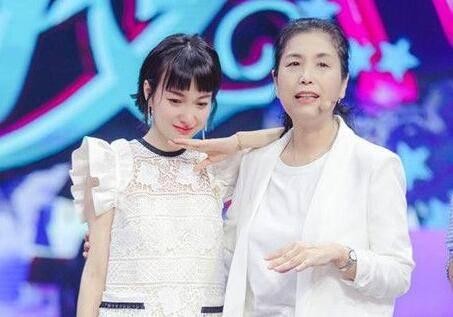 吴昕为什么那么有钱?深扒吴昕现在在哪个公司及个人资料家庭背景