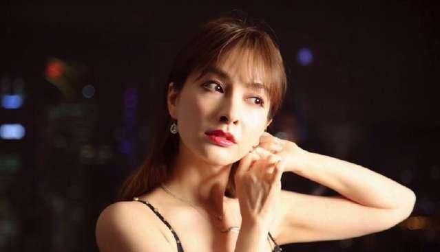 吴昕为什么那么有钱?深扒吴昕现在在哪个公司及个人资料家庭背景