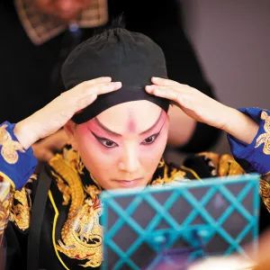 王佩瑜:当今“第一女老生”,被人批评假借传承京剧之名到处捞金