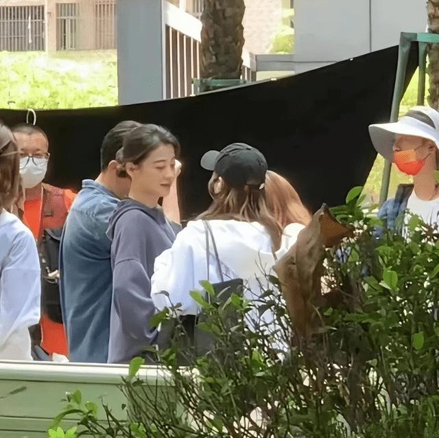 周冬雨个人资料简介（周冬雨4段恋情介绍）