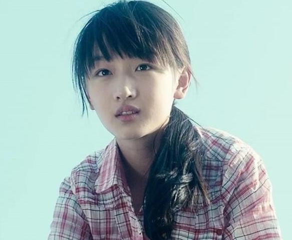 周冬雨个人资料简介（周冬雨4段恋情介绍）