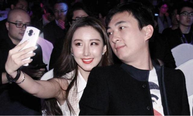 王健林现在的妻子（王健林背后的女人）(10)