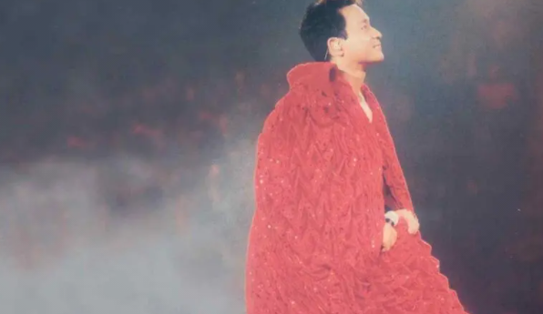 张国荣为什么会坠楼（巨星张国荣死因真相）(3)_