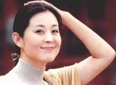​倪萍年轻时的照片，居然这么美，难怪别人夸她有气质