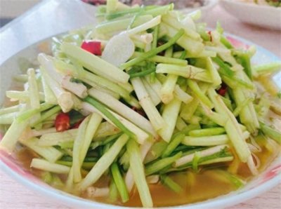 野芹菜怎么做好吃?简单美味的烹饪技巧,让你的口感更上一层楼