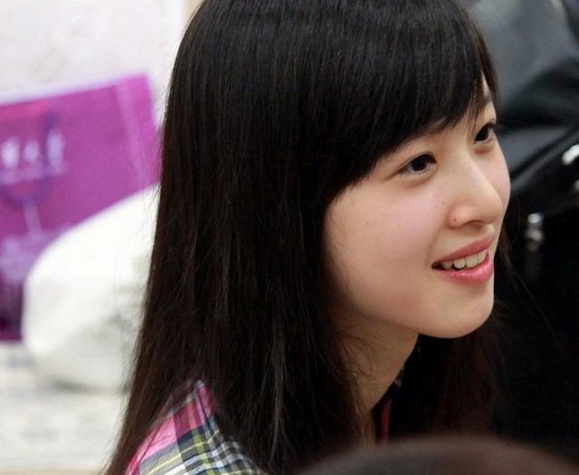 杨天真反对任何艺人公开恋情（杨天真否认签孙一宁）(8)