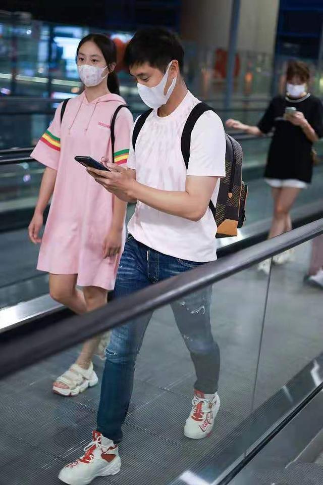 杨天真反对任何艺人公开恋情（杨天真否认签孙一宁）(2)