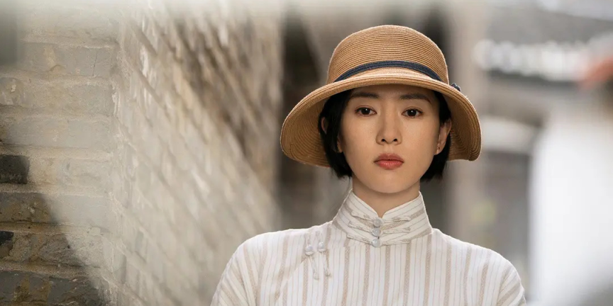 童瑶个人资料简介及家世（用18年撕丑闻标签，被大17岁老公苦追，童瑶的人生远比电视剧精彩）