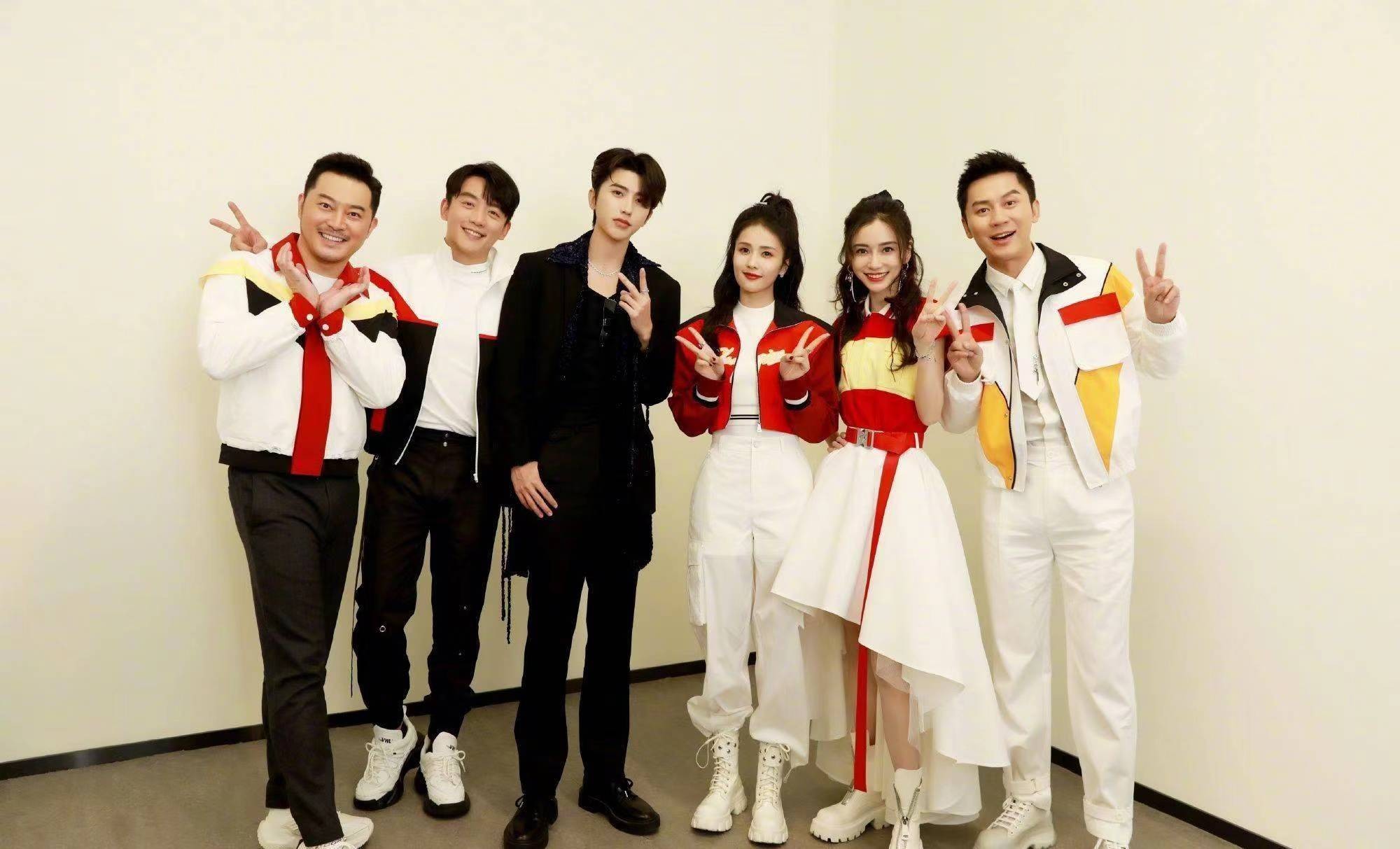 是什么让白鹿在娱乐圈脱颖而出