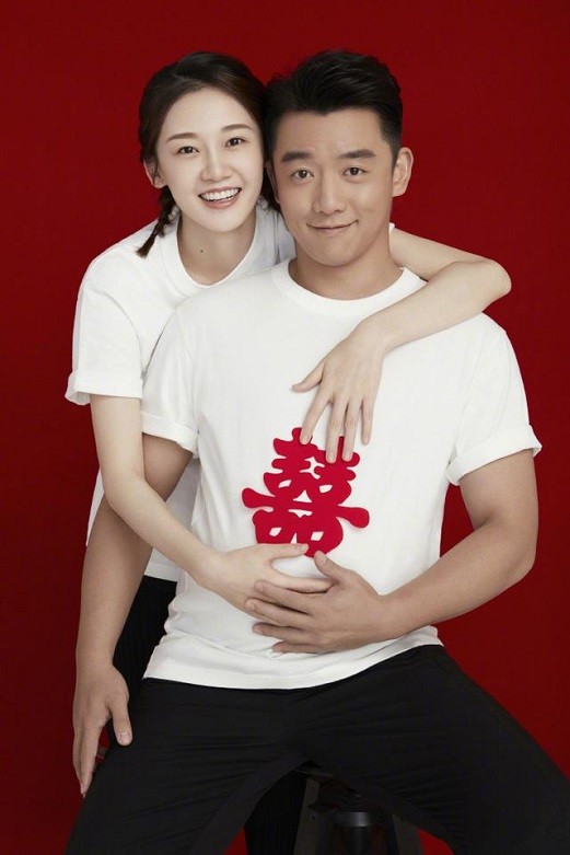 郑恺苗苗结婚生子 两人爱的很高调