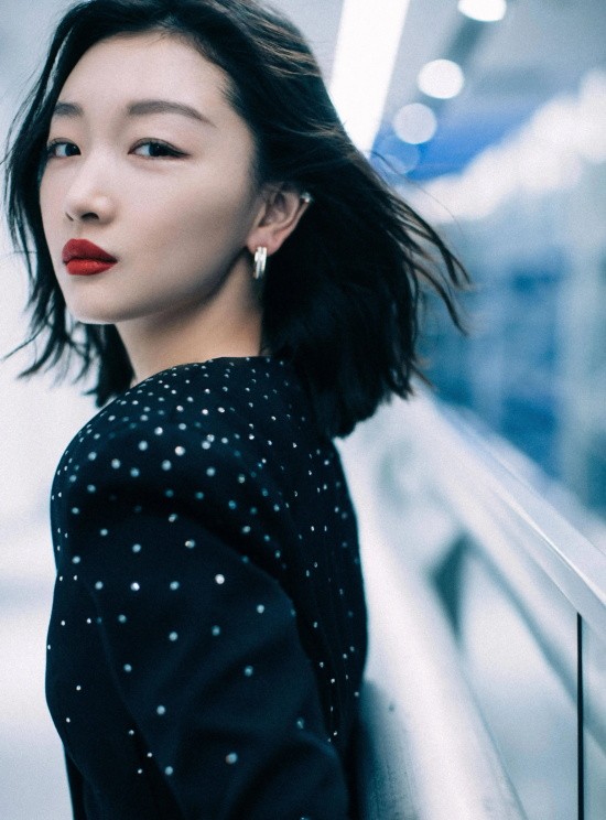 单眼皮也能出美女:周冬雨