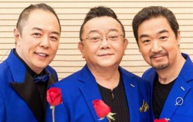 60岁老来得子,王刚娶小27岁娇妻,为养儿不敢老录节目至凌晨4点