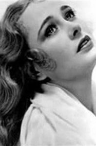 ​多洛雷斯·卡斯特洛个人资料写真作品