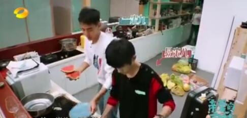 为什么叫易烊千玺(易烊千玺原名叫什么名字) 易烊千玺 第1张 为什么叫易烊千玺(易烊千玺原名叫什么名字) 易烊千玺 第1张