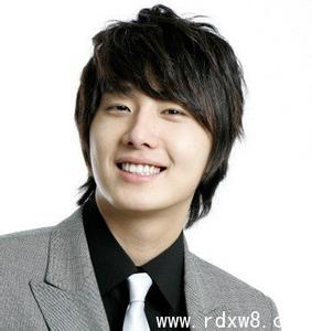 丁一宇自杀怎么回事幕后真相 丁一宇承认的女朋友是谁资料照片