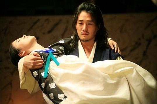 宋仲基对宋慧乔很强势(宋慧乔和宋仲基)