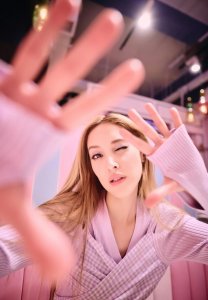 ​陈凯琳个人资料（香港小姐冠军陈凯琳）