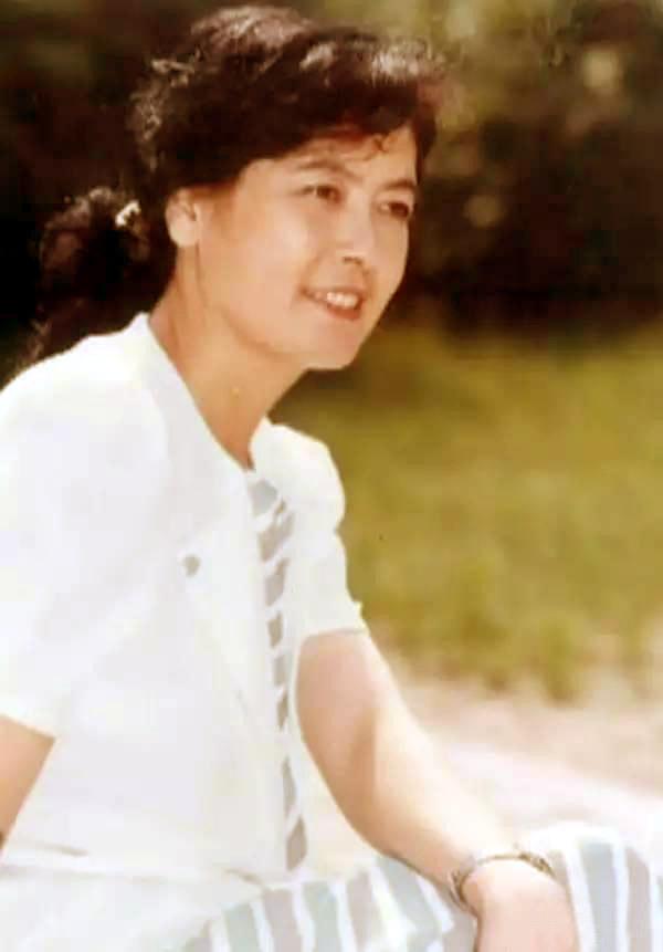 演员杨雅琴简介(著名女星杨雅琴)(9)