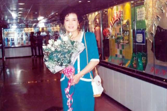 演员杨雅琴简介(著名女星杨雅琴)(1)