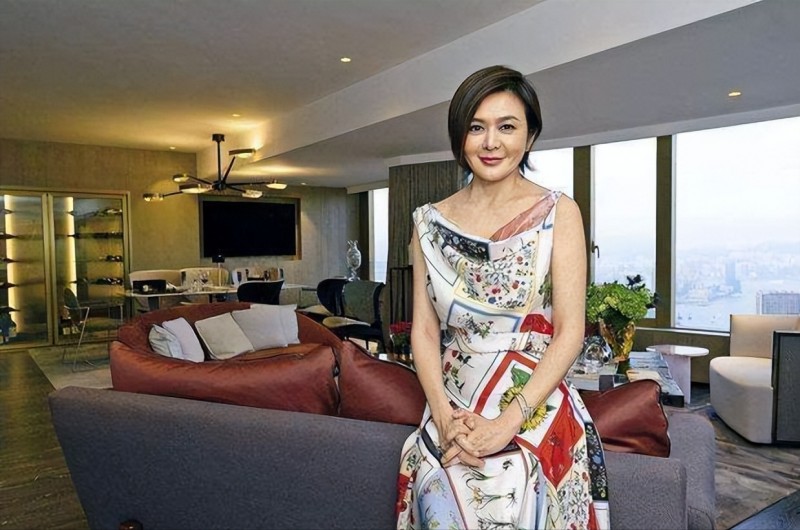 关之琳的丈夫（关之琳国外秘密结婚半年就离婚）