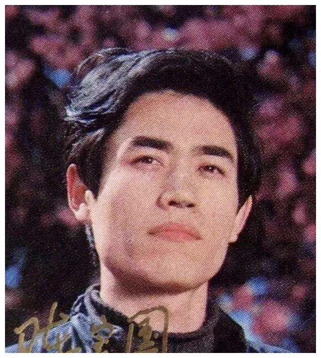 陈宝国从一而终的爱情:与赵奎娥相恋8年终修成正果